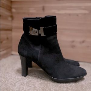 Womens Aquatalia by Marvin K Royal Black leather suede heeled Bootie 8.5 39 EUC